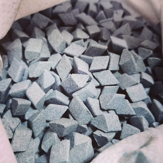Ceramic Grinding Polishing Abrasive Stone Media Chips for Surface Treatment
